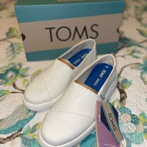 White toms